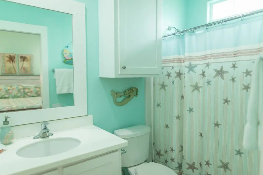 Mermaid Hair, Don't Care 5 Bedroom Home