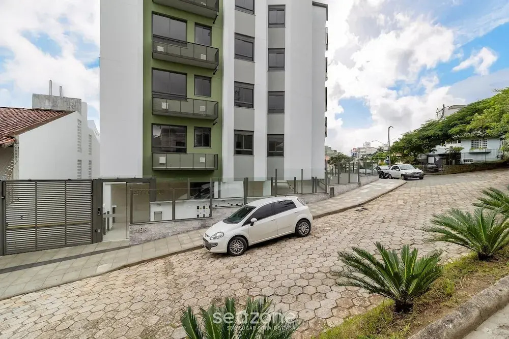 Apartments Just a few Minutes From Ufsc, Condo With Laundry Facilities