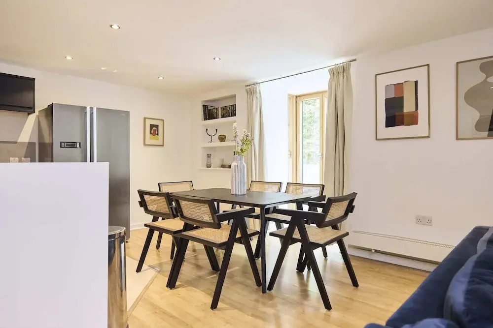 Southwest London Stay