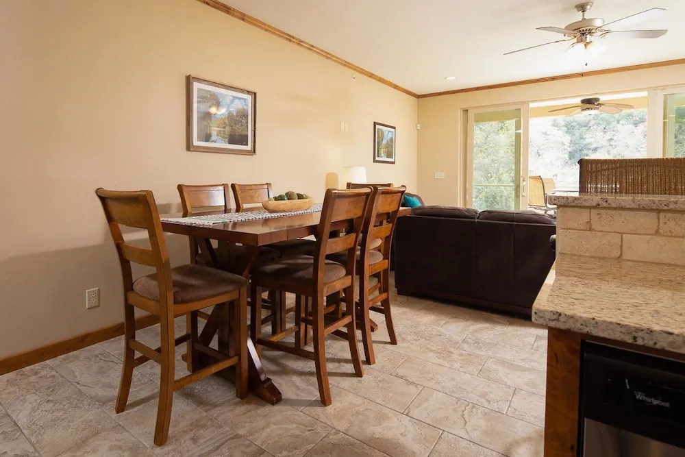 Living the Dream RG209 - 3 Br Condo