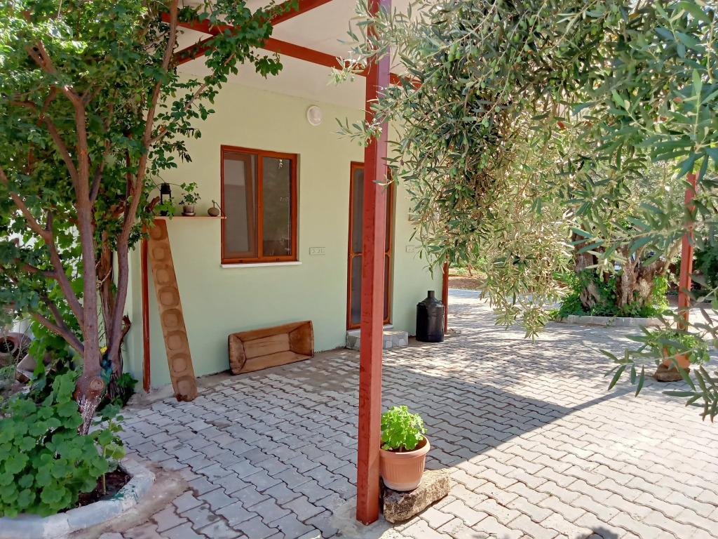 Assos Gunoven & Butik Apart Otel