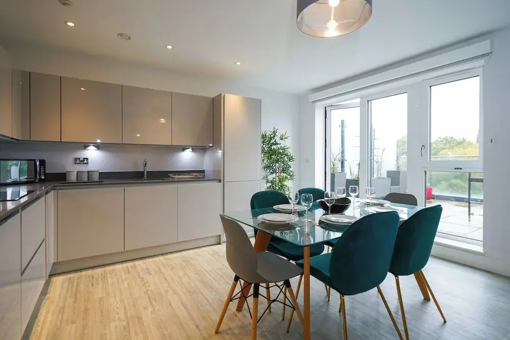 Serenity by the Water 3 bedroom London