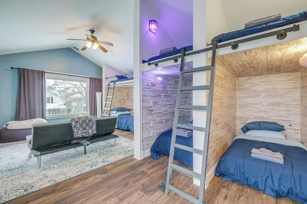17 Mi to Ski Slopes! Retreat Near Lake Michigan