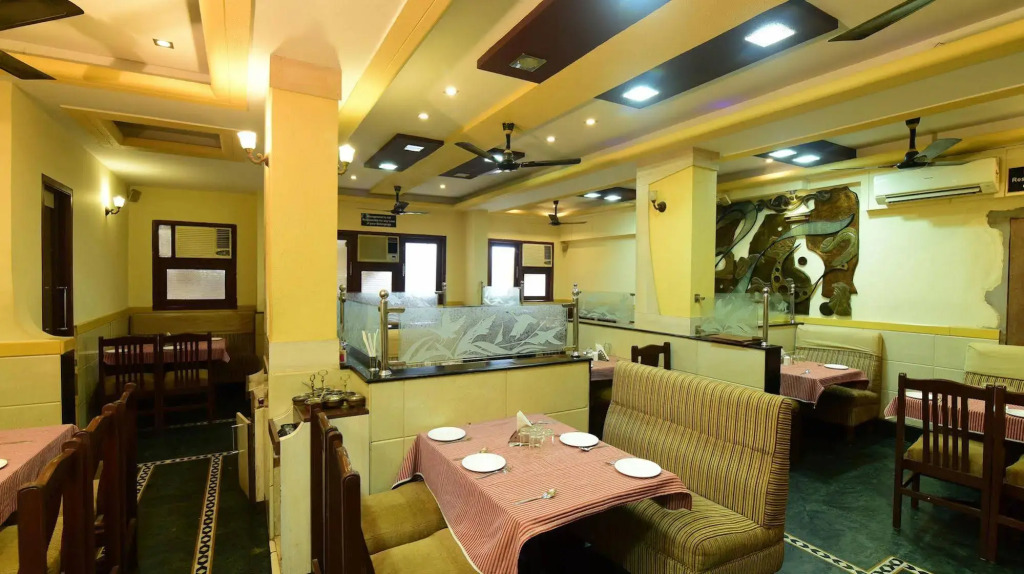 Hotel Ashlesh Manipal