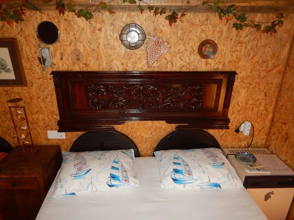 Uzum Hotel