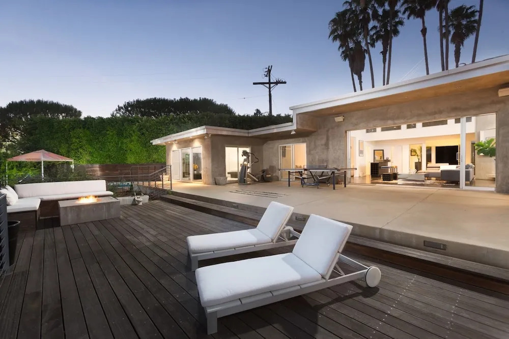 Villa High Views