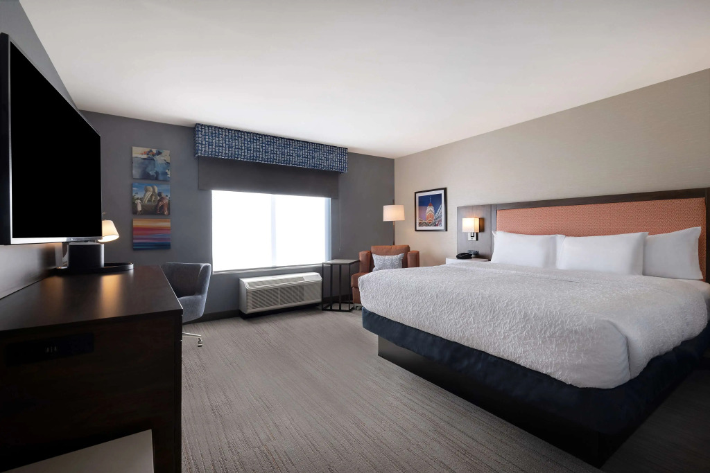 Hampton Inn Crown Point, In
