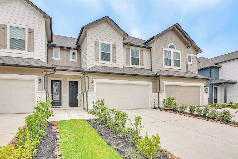 Welcoming Pasadena Home: 22 Mi to Downtown Houston