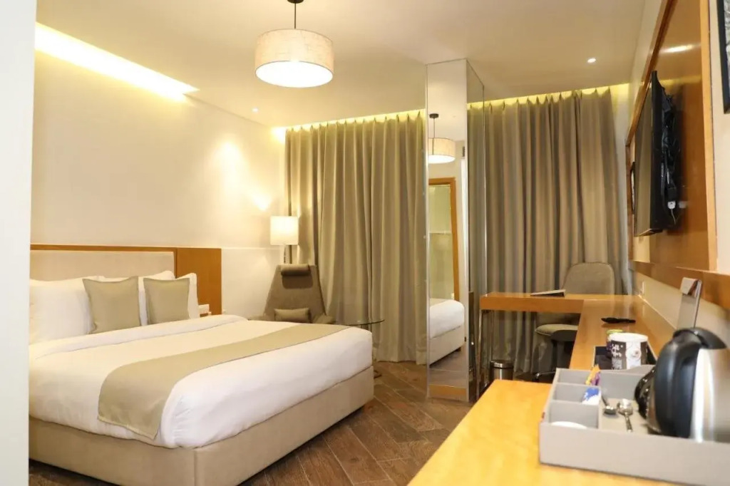 The Fern Residency, Morbi