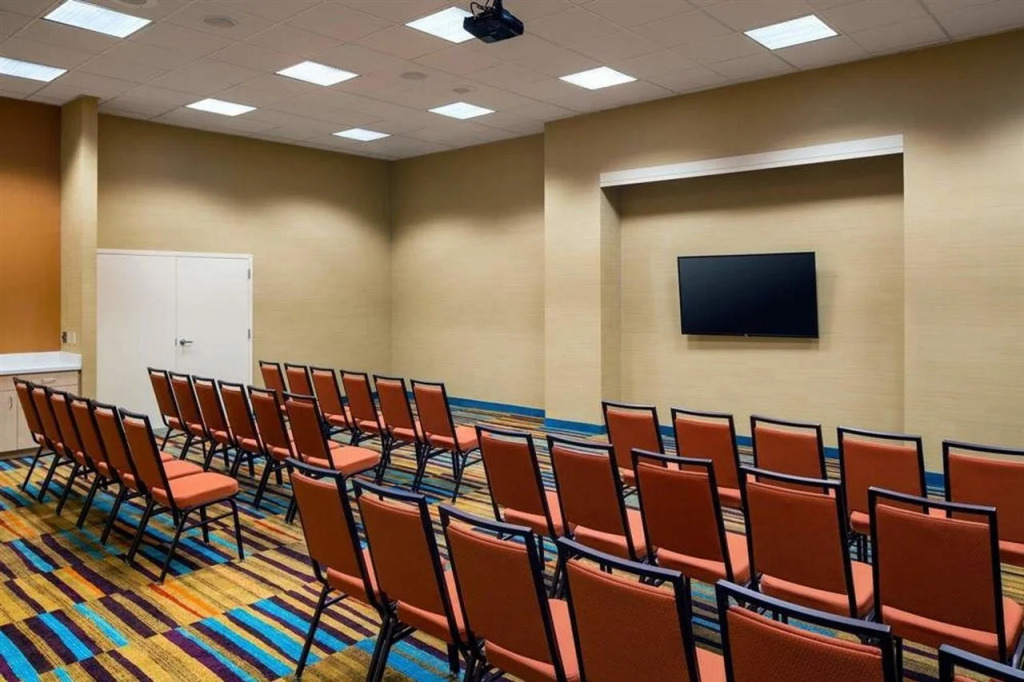 Fairfield by Marriott Anaheim Resort