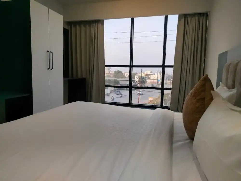Heaven X Inn Hotel