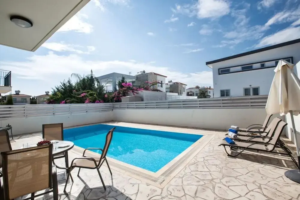 Luxury 3 Bedroom Villa With Private Pool, Paralimni Villa 1290