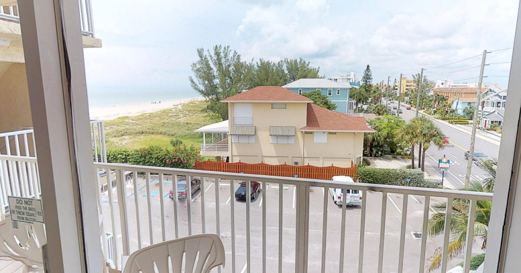 Island Inn Beach Resort