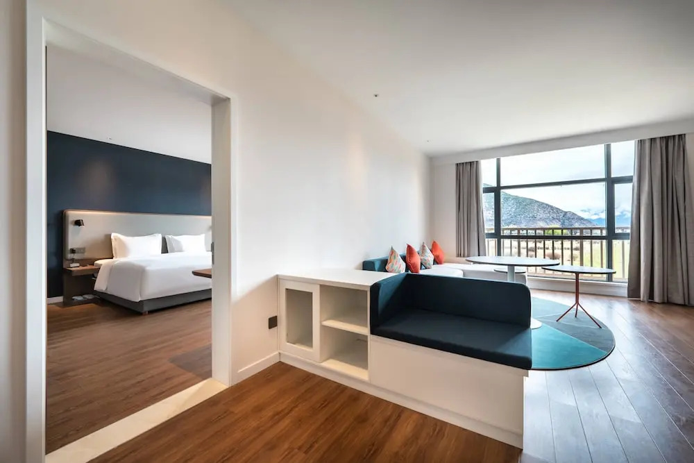Holiday Inn Express Linzhi Airport by IHG
