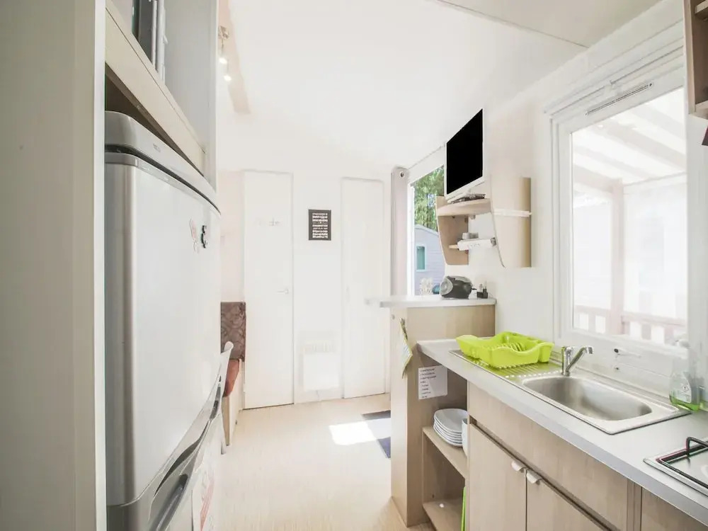 Swanky Mobile Home in Saint Jean de Monts near Seabeach