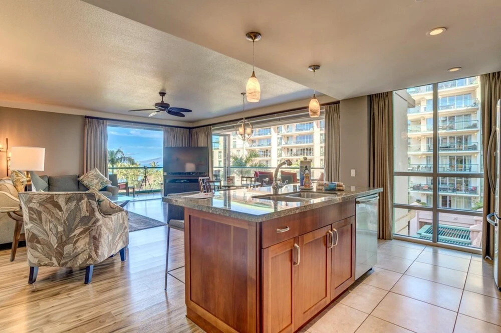 K B M Resorts- Hkh-415 Ultimate 2Bd Villa, Large Balcony, Ocean Views, Seating for 6!