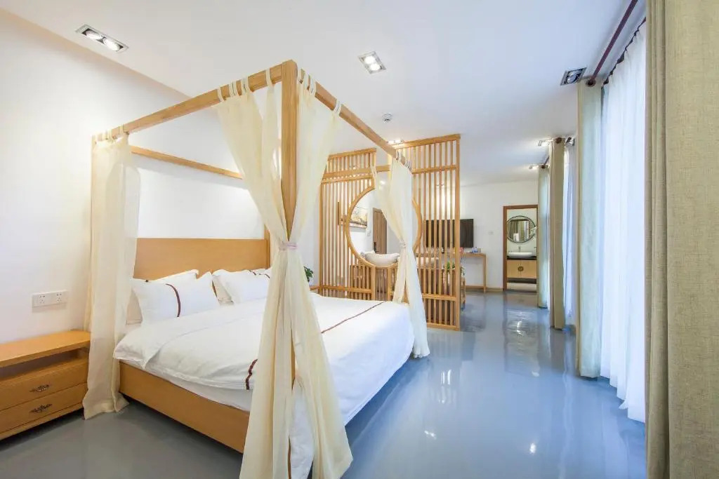 Floral Hotel Guilin Daifeng Lake House