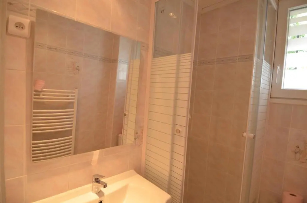 Appartement 4 Personnes Dans Les Hauteurs du Port de Nice