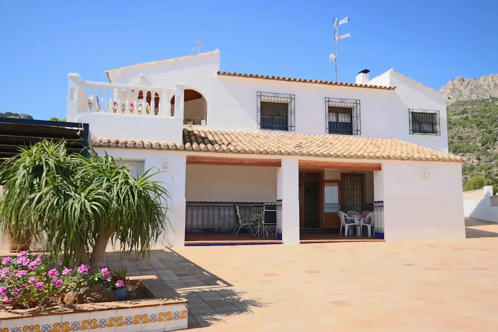 Low Price 4 Bedroom Villa With Nice View Over The Sea, Private Pool, Wifi, BBQ