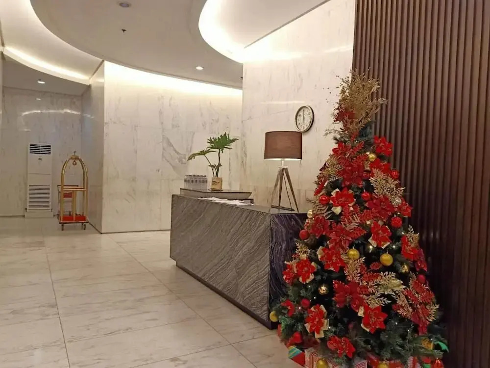 Cozi Modern Loft Suite near high street BGC wifi pool