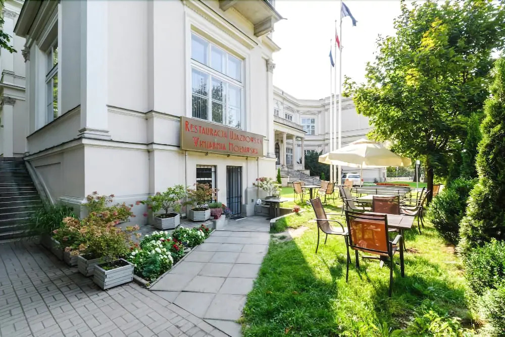 Ujazdowski Park Sunny Apartment