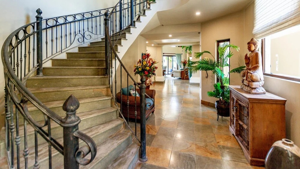 Stunning Luxury Mansion in Playa Flamingo with Six Bedrooms and Beachfront Access