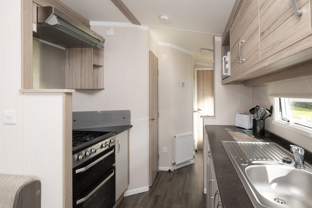Sunseeker Caravan by Belvilla