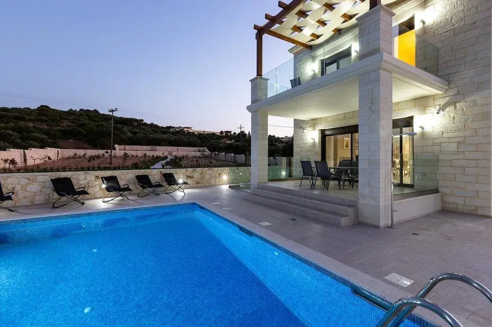 Eudora Luxury Stone Villa