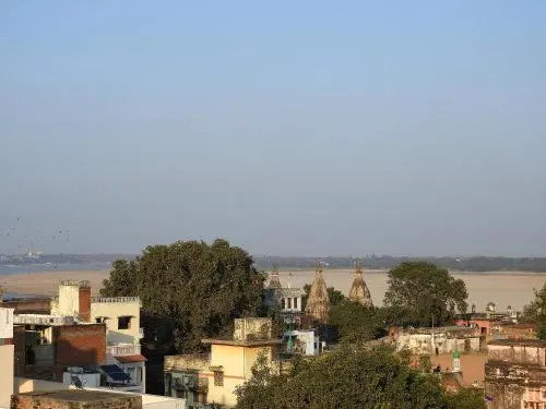 Sandhya Guest House Varanasi Near Ganga River