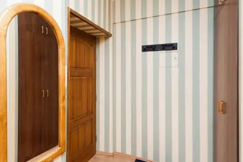 Target Hostel