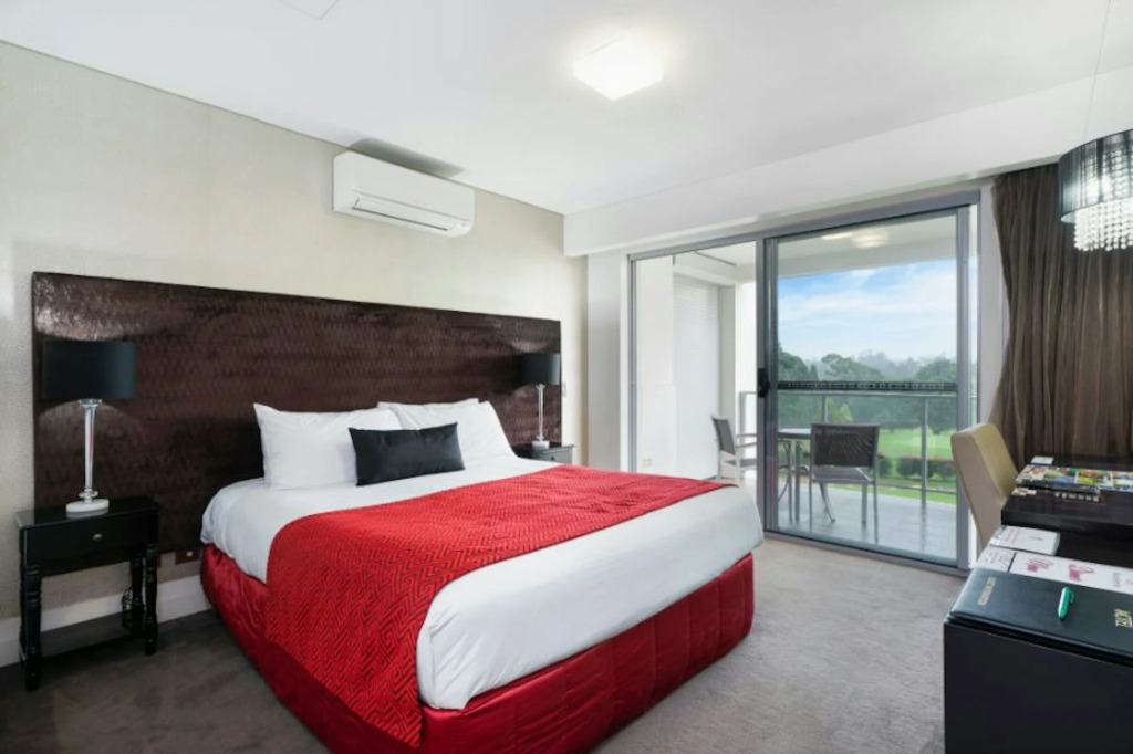 City Golf Club Motel