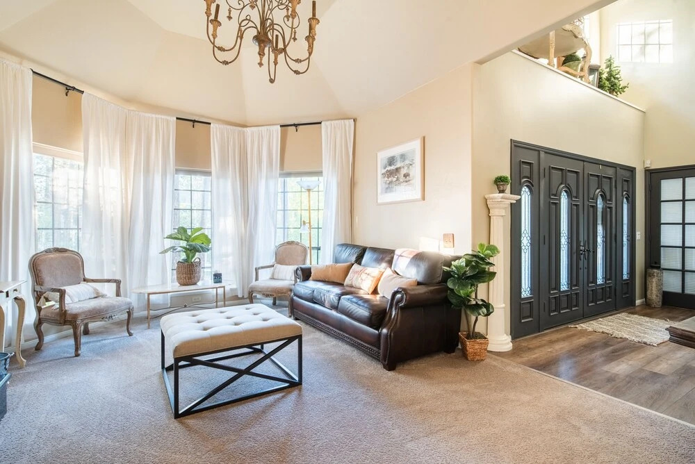 32 - Heavenly Estate 4 Bedroom Home by Redawning