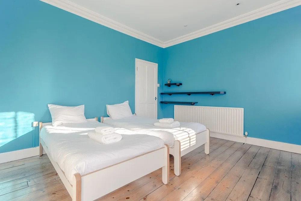 3 Bedroom Family Home in Shepherds Bush