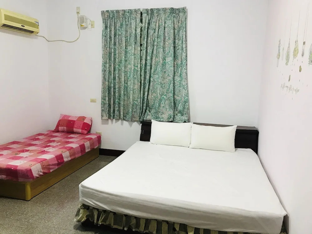 Huayi Homestay