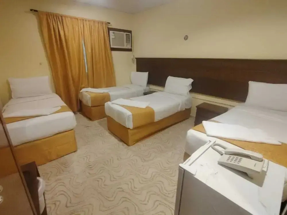 Owais Hotel