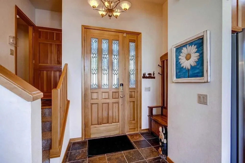 Gold Flake Lodge Main Street By Pinnacle Lodging