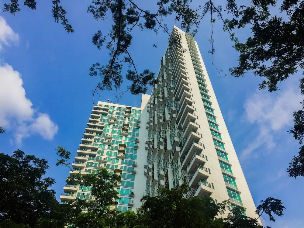 Tree Park Studio Apartment near ICE BSD