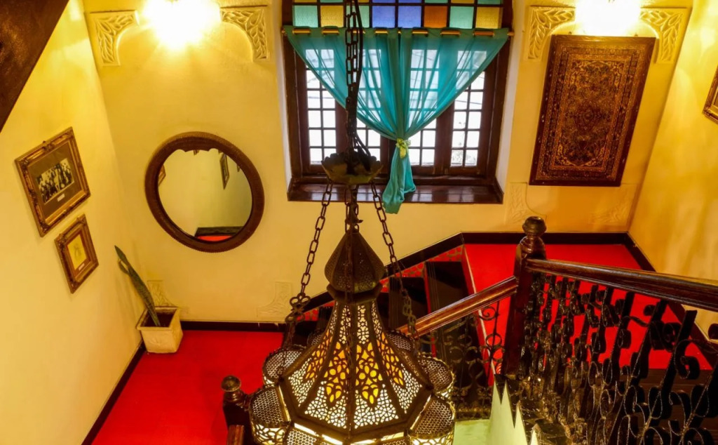 Africa House Hotel