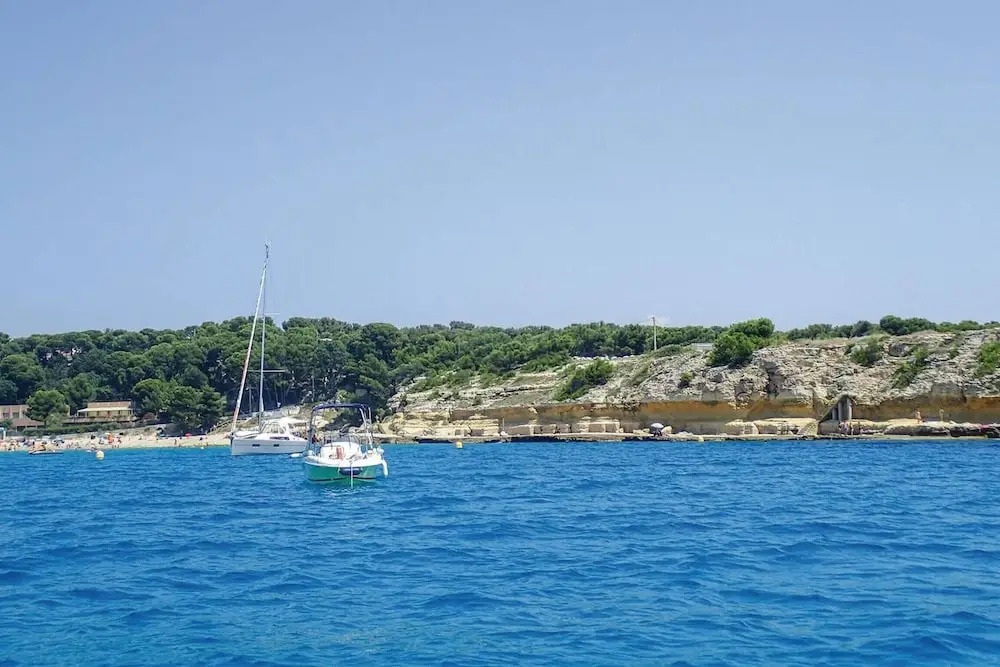 Apartment With 3 Bedrooms in Port-de-bouc, With Wonderful sea View, Shared Pool and Furnished Terrace - 5 km From the Beach