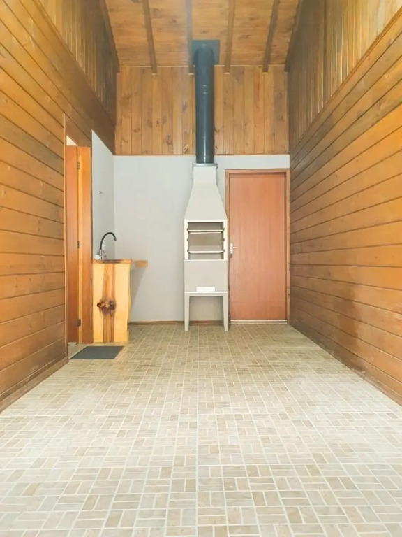 Casa Completa | 2 Suítes + Jardim com Fogo de Chão