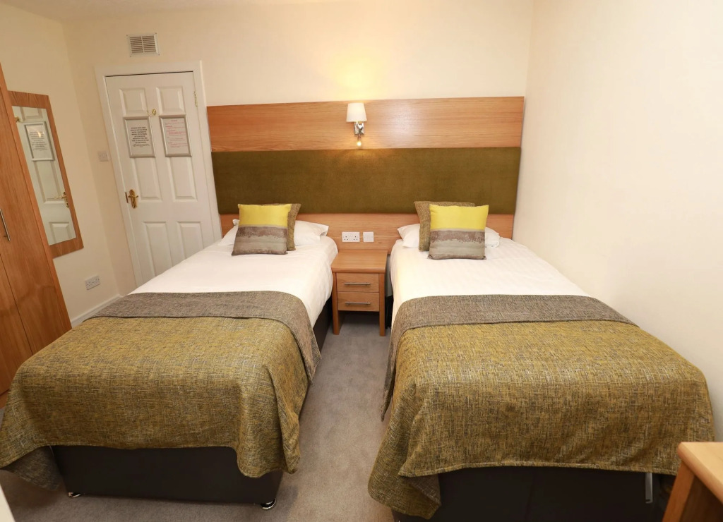 The Famous Star Hotel Moffat