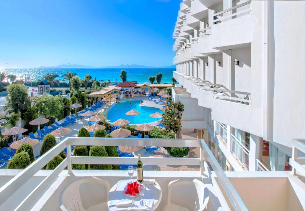 Lito Hotel