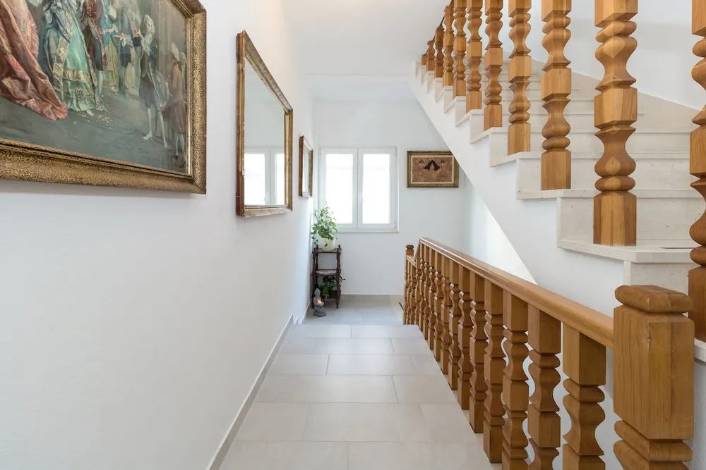 Villa Voinic 2