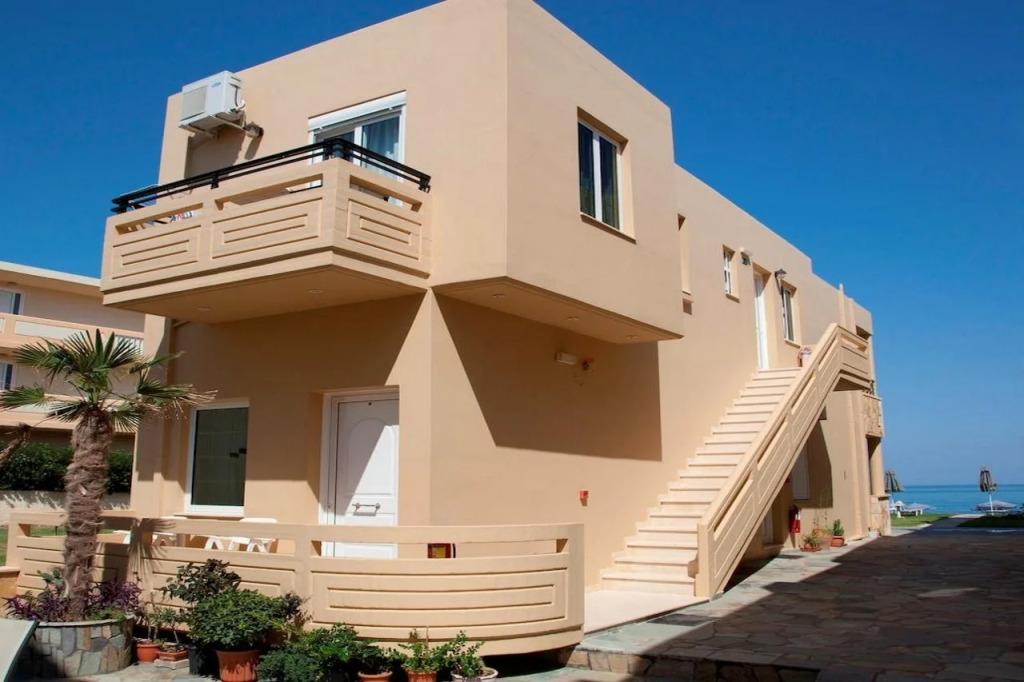 Ermis Suites