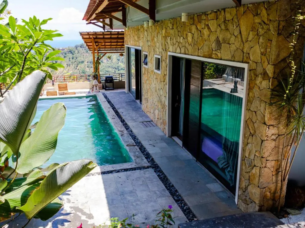 Villa il nido batulayar