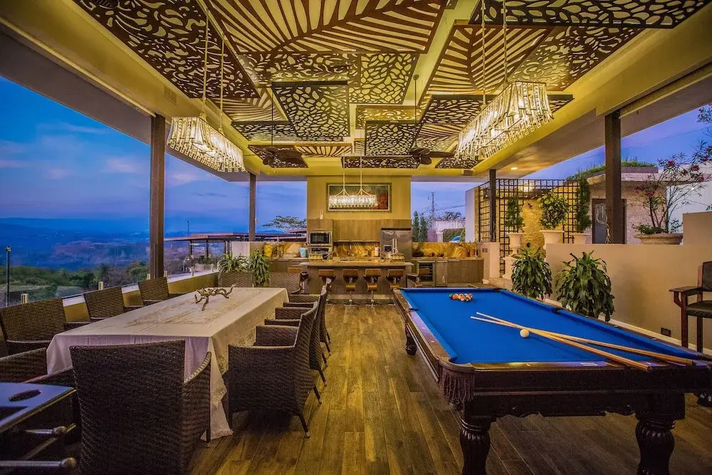La Toscana Hills