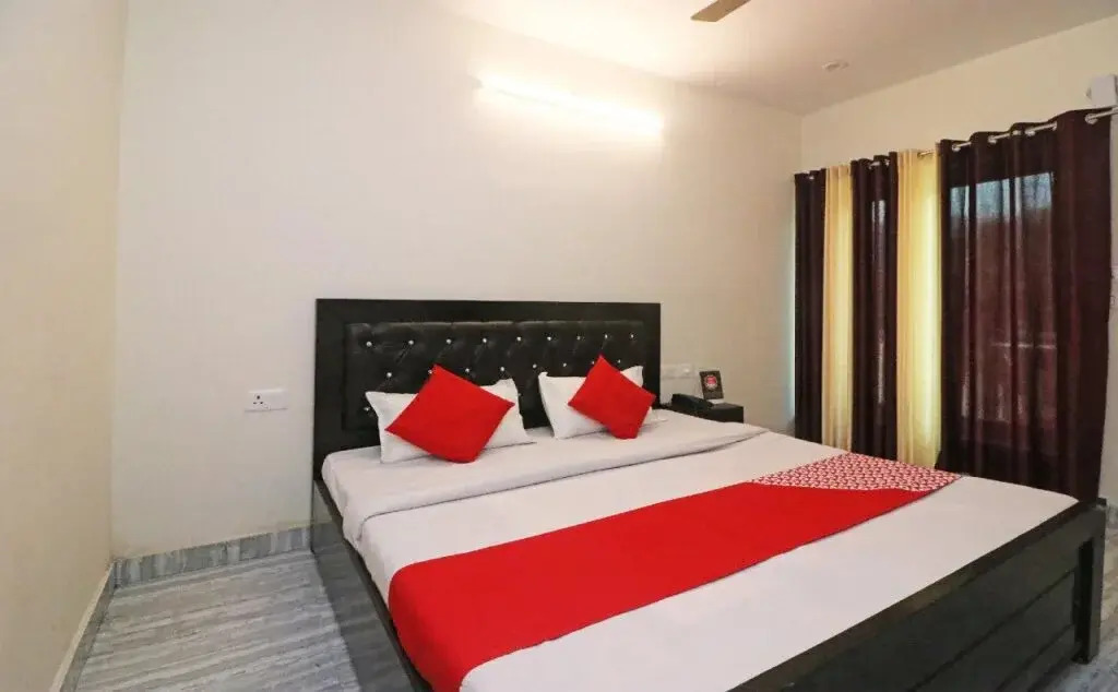 7 Mile Stone By OYO Rooms