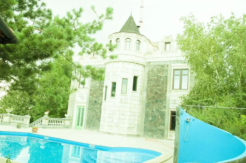 Guest house