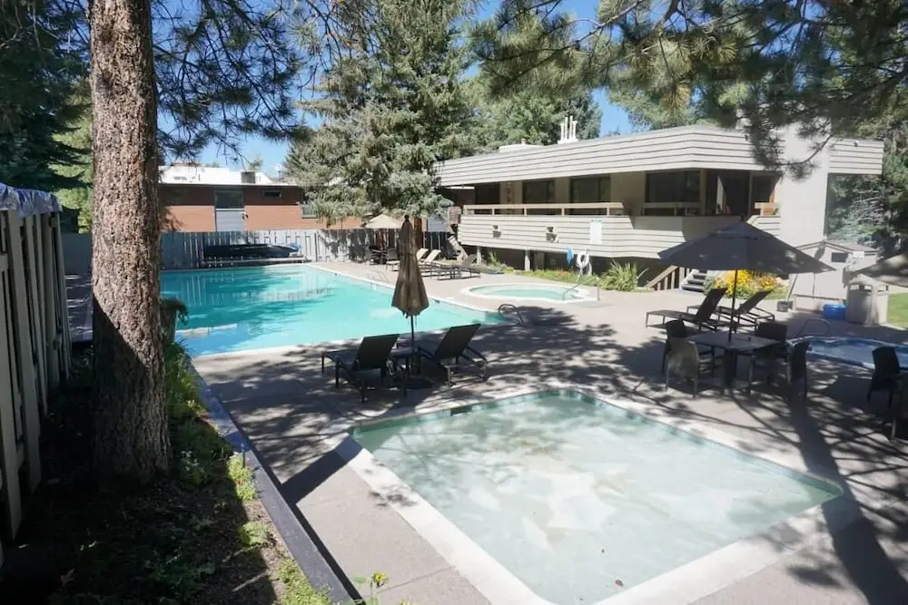 1034 Cooper Ave E #25a
