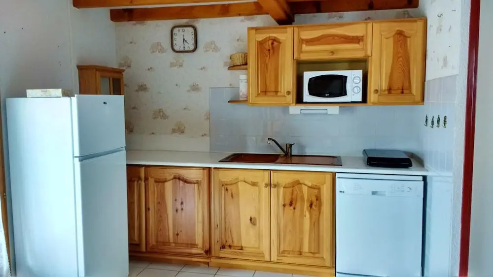 House With 2 Bedrooms In Valras Plage With Enclosed Garden 900 M From The Beach